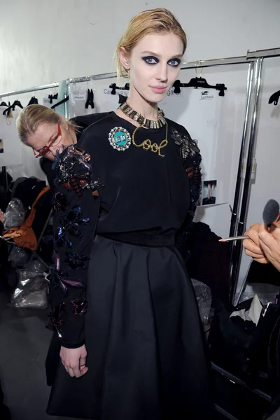 Look 11